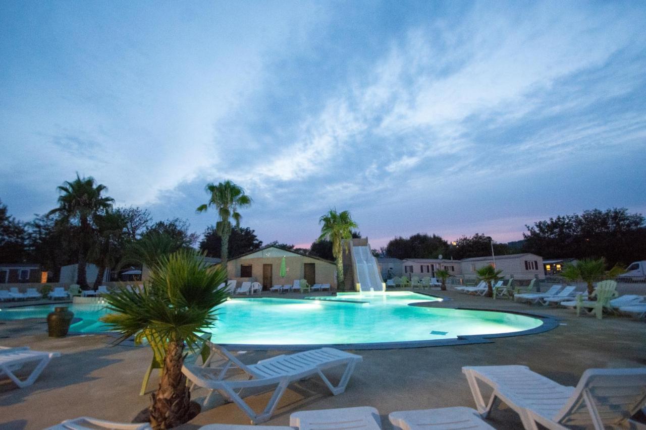 Camping Domaine Du Golfe De Saint Tropez Grimaud Exterior photo
